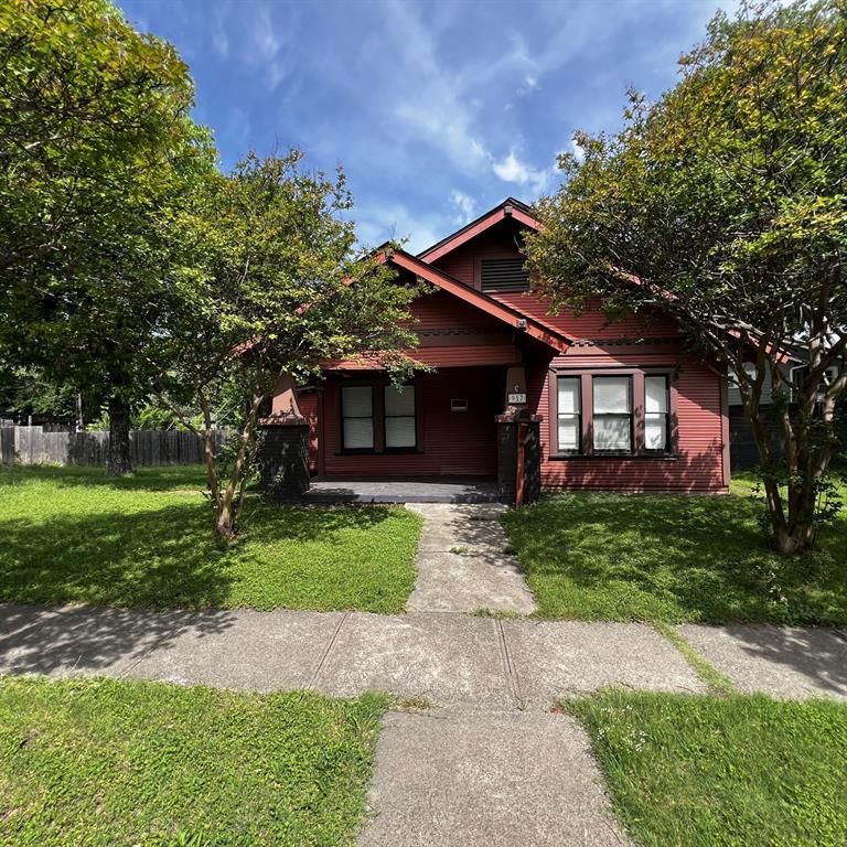 Updated home with a new roof and paint near the Bishop Arts District.  Nice drive-up appeal, very spacious room sizes, updated kitchen and baths and a nice sized lot with plenty of room for expansion.  Full size washer and dryer hookups and more!  Move-in ready!