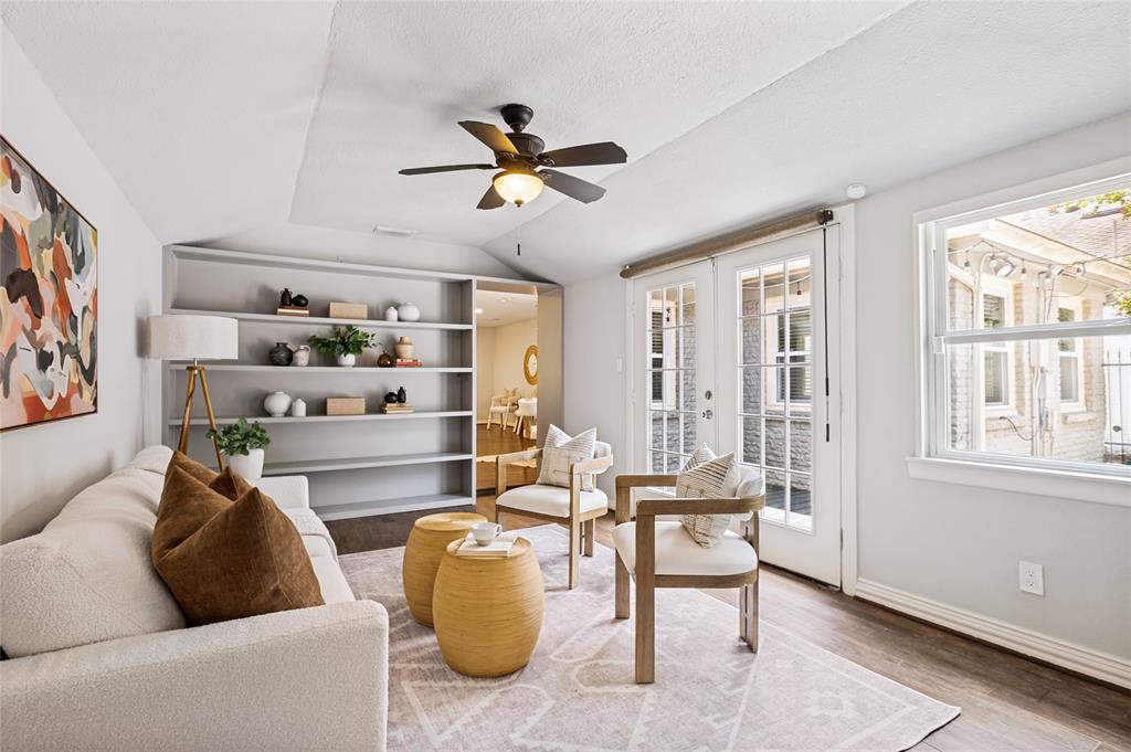 Kessler Square - Residential