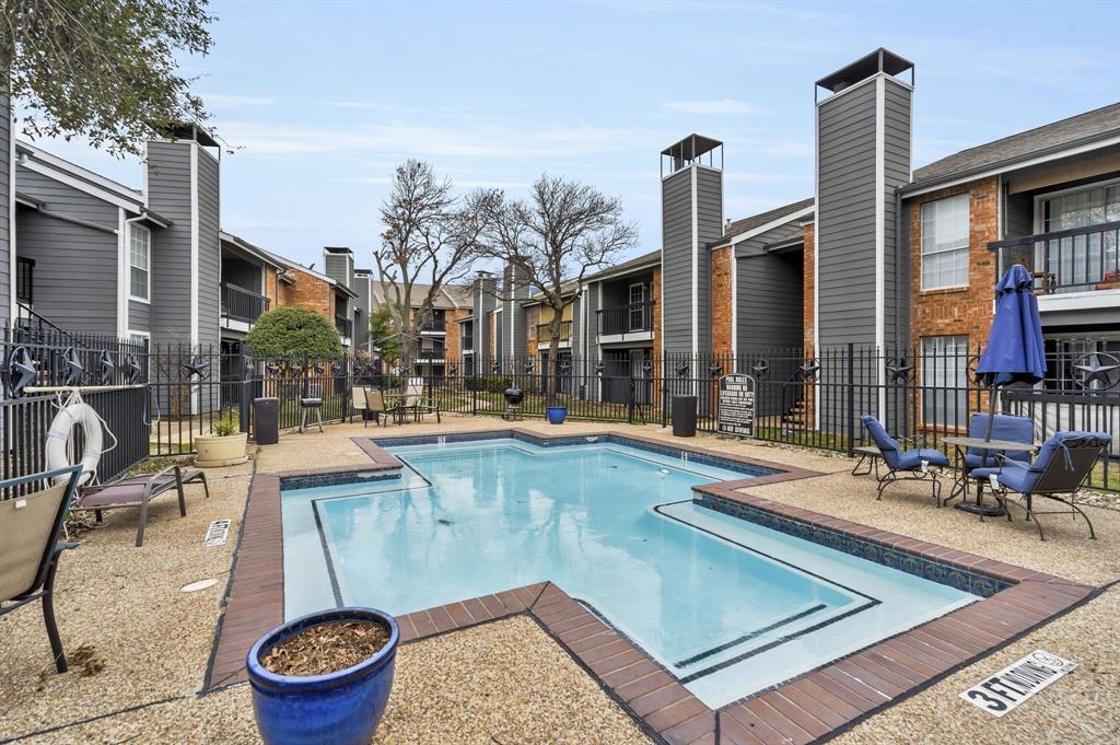 Cimarron Court Condo Ph 1 - Residential
