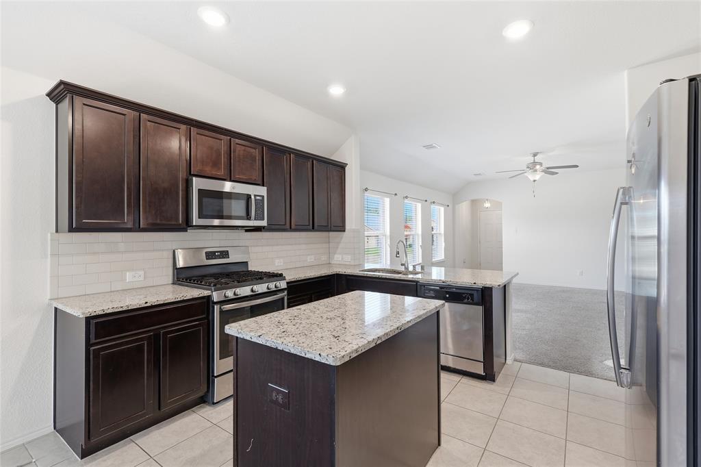 Hillstone Pointe Wes - Residential