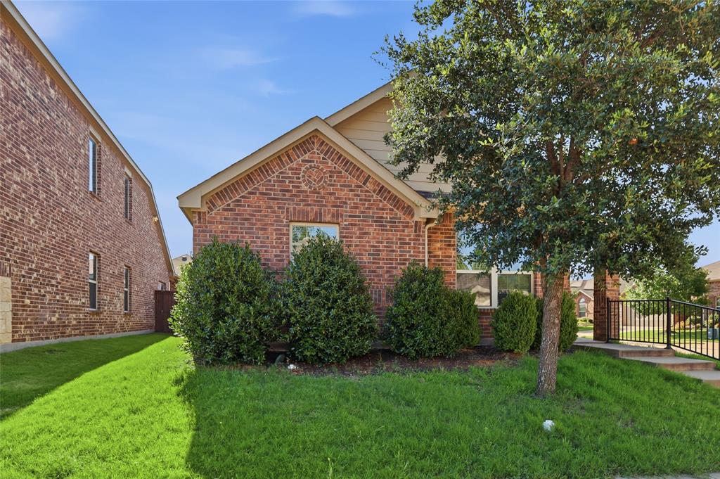 Hillstone Pointe Wes - Residential