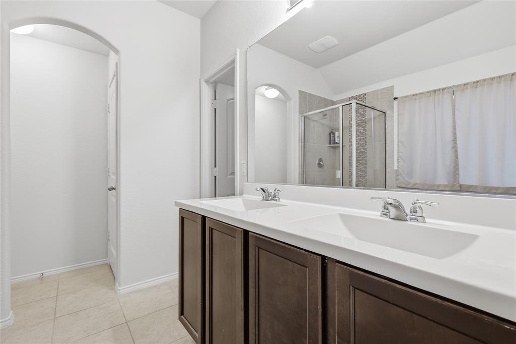 Hillstone Pointe Wes - Residential