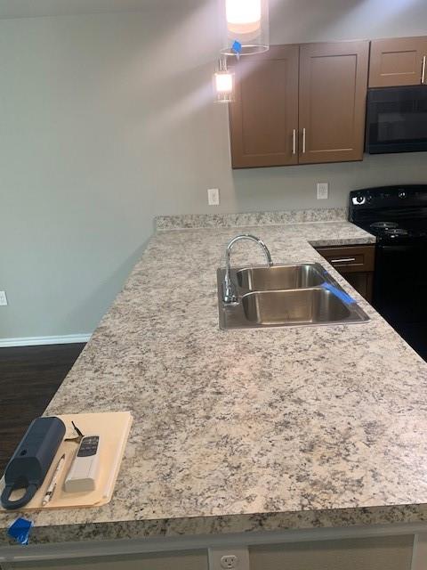 Sable Ridge Condos Ph 01-06 - Residential