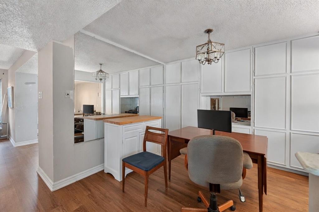Woodhaven Twnhs Rev - Residential