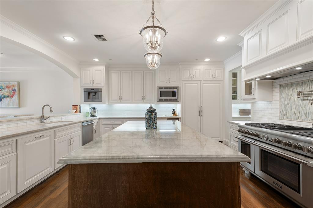 Caruth Hills Add Sec 01 - Residential