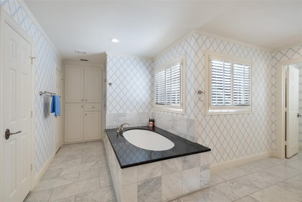 Caruth Hills Add Sec 01 - Residential