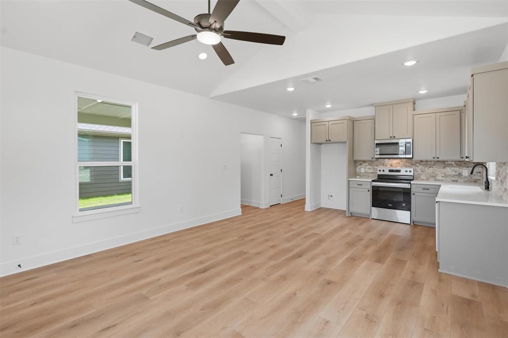 Western Hills Harbor - Residential