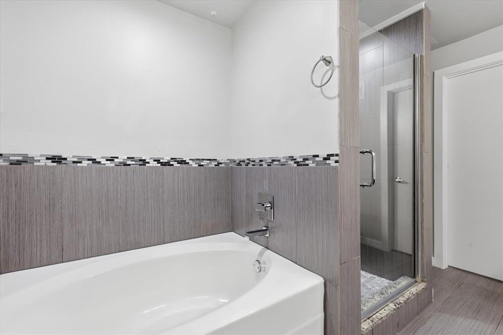 Alix Condos - Residential