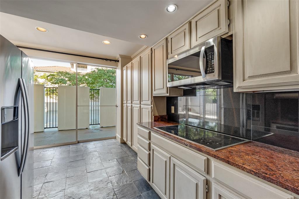 Gold Crest Condo - Residential
