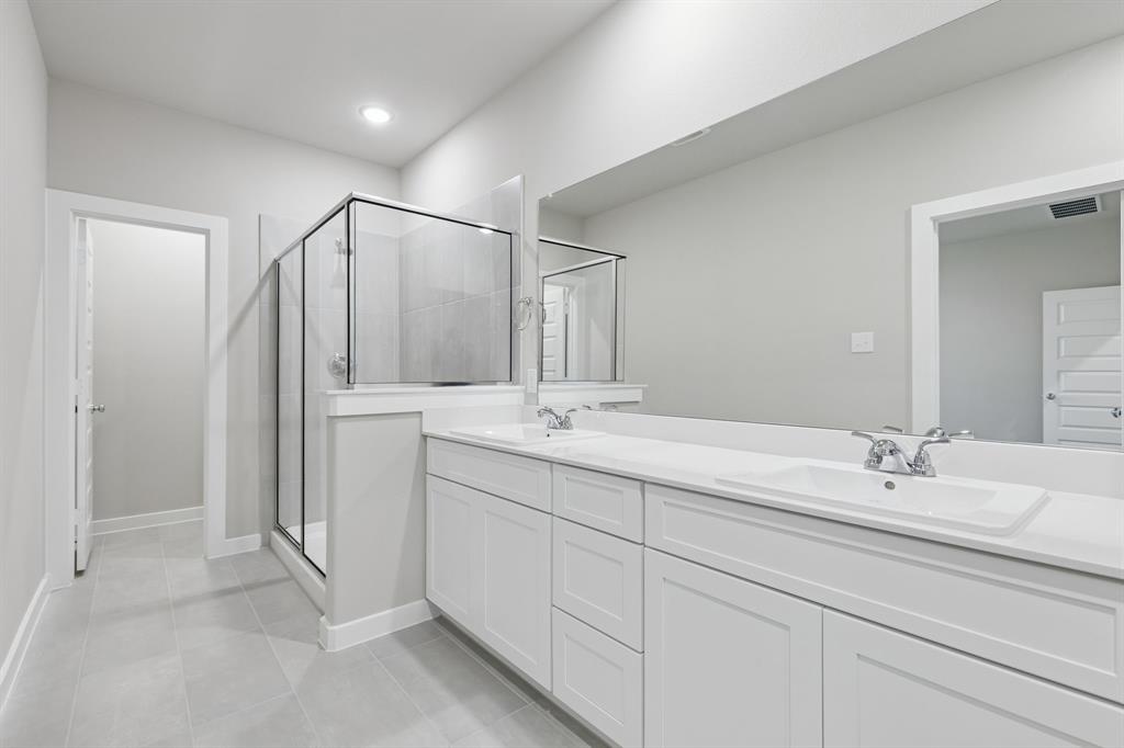 Terra Vella - Residential