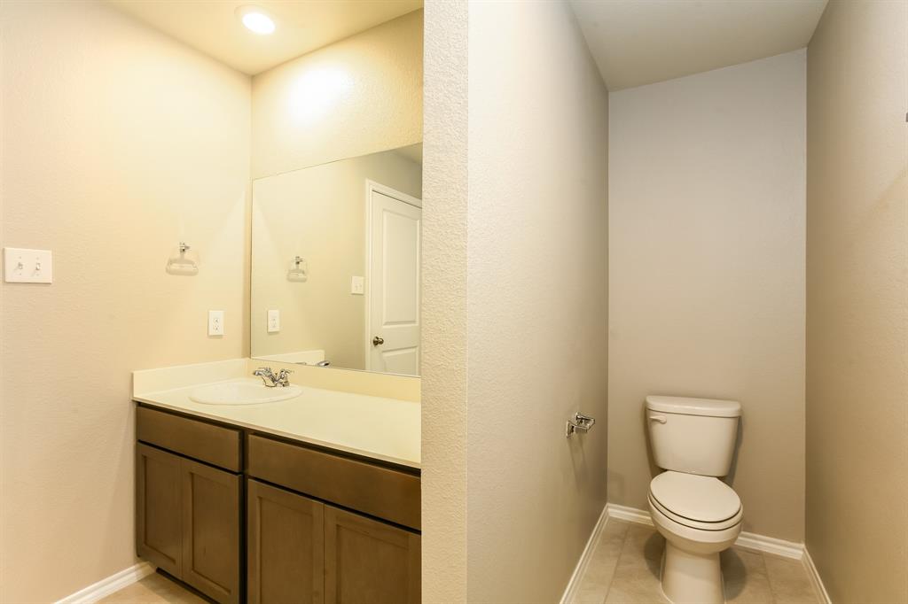 Camden Park Addition, Ph 1 - Residential Lease