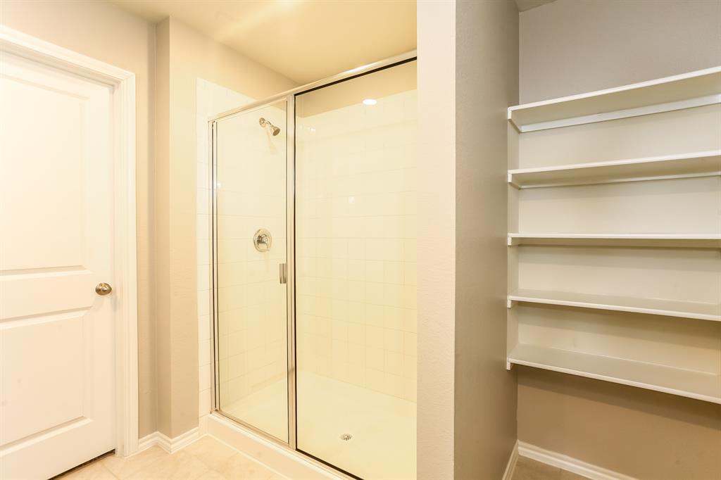 Camden Park Addition, Ph 1 - Residential Lease