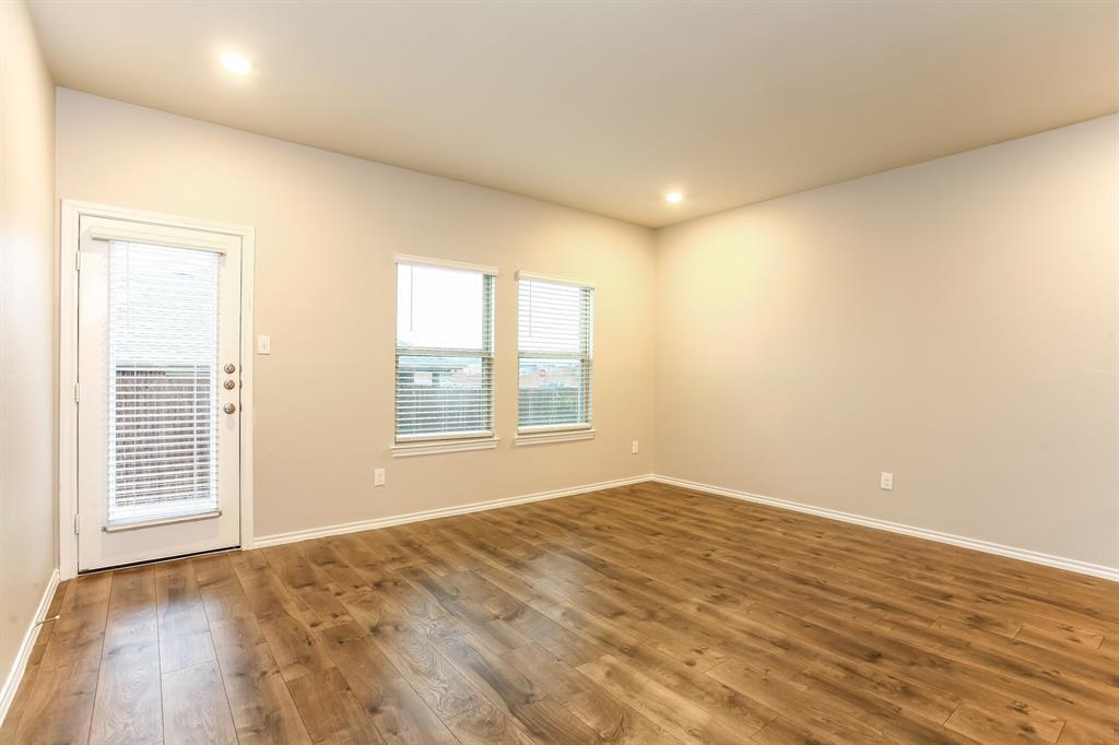 Camden Park Addition, Ph 1 - Residential Lease