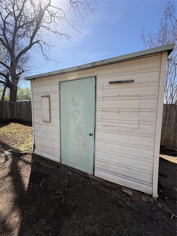 Moore - Residential