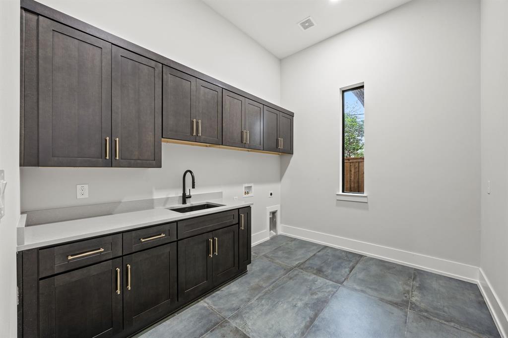 Hockaday Manor @ - Residential