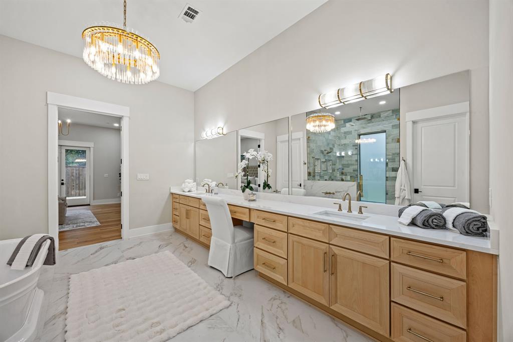 Hockaday Manor @ - Residential