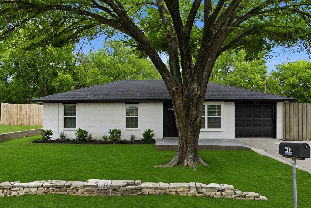 Lake Dallas Sites Add - Residential