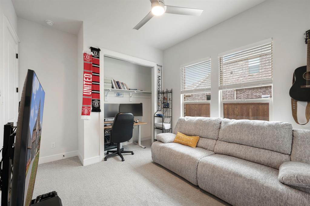 Lincoln Pointe - Residential