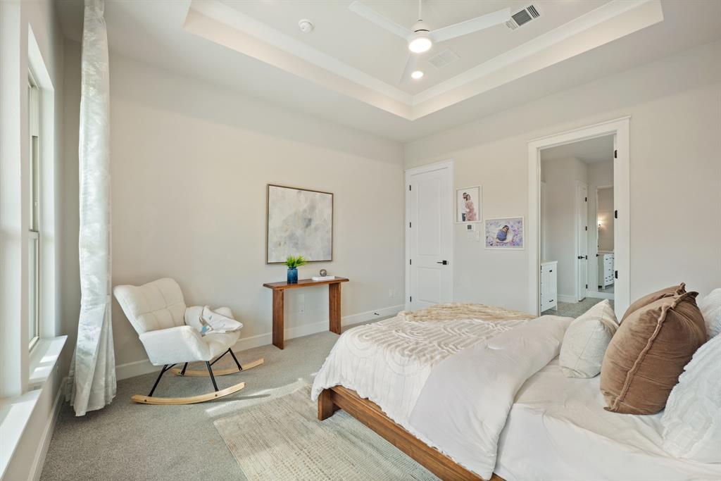 Lincoln Pointe - Residential