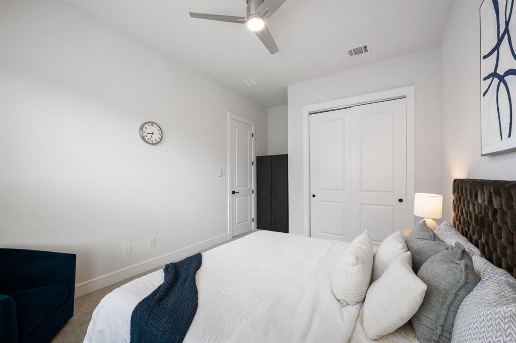 Lincoln Pointe - Residential