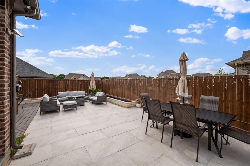 Lincoln Pointe - Residential