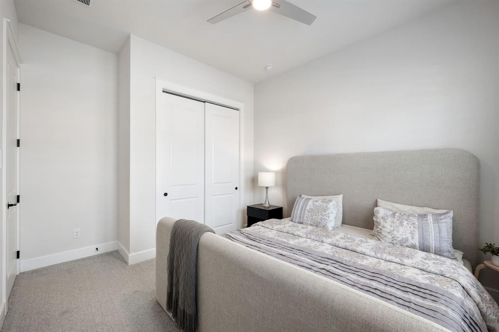Lincoln Pointe - Residential