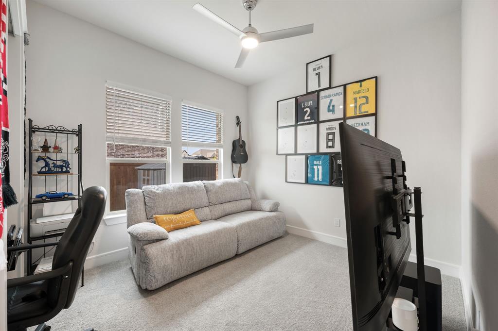 Lincoln Pointe - Residential