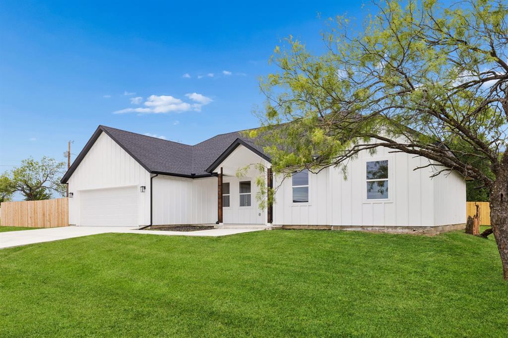 Runaway Bay - Residential
