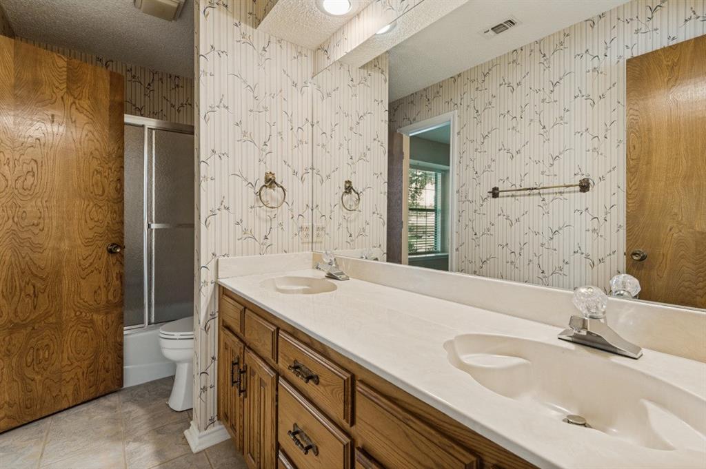Mc Kamy Lakes Estates - Residential