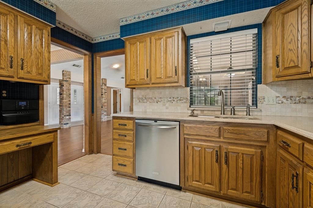 Mc Kamy Lakes Estates - Residential