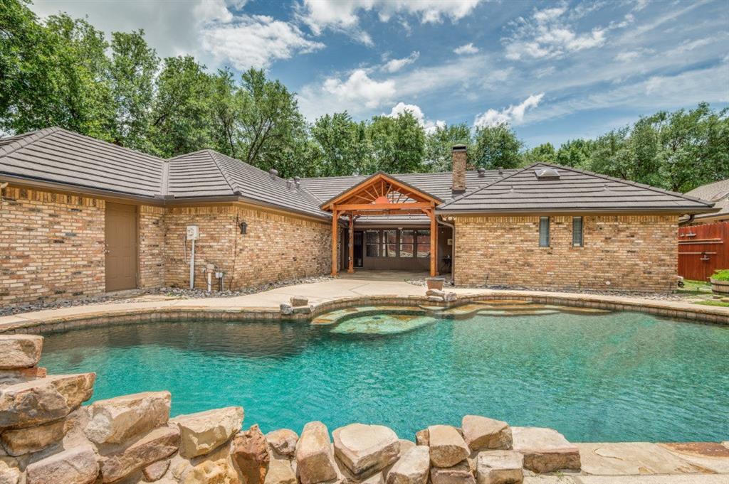 Mc Kamy Lakes Estates - Residential