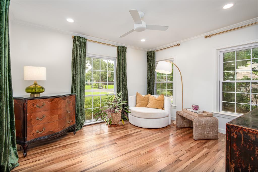 Casa Linda Estates - Residential