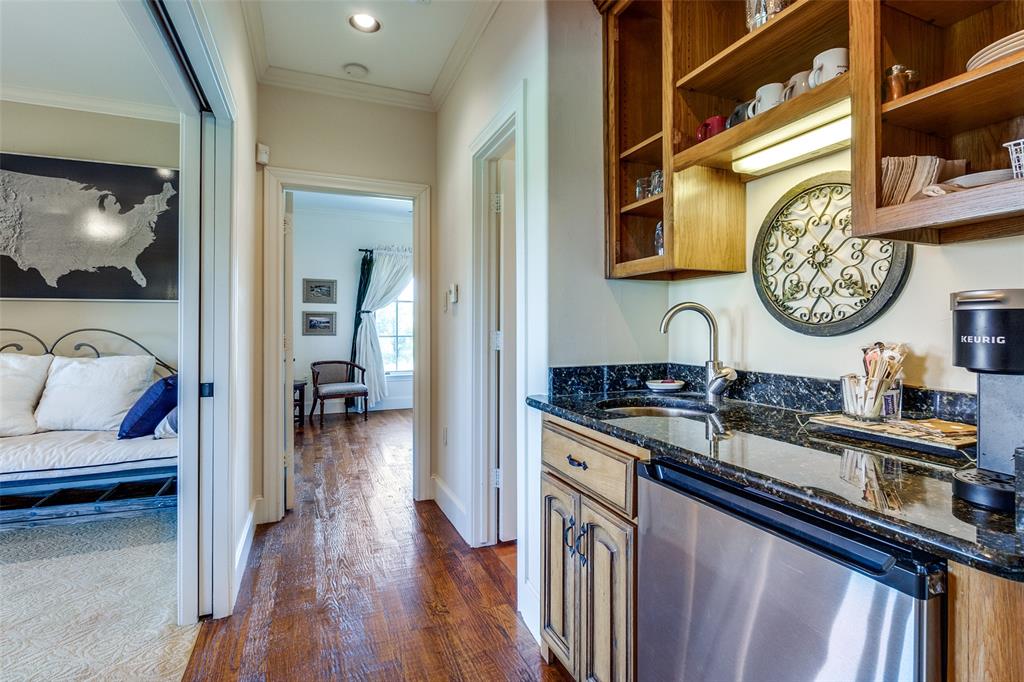 Daniels Ed W - Residential