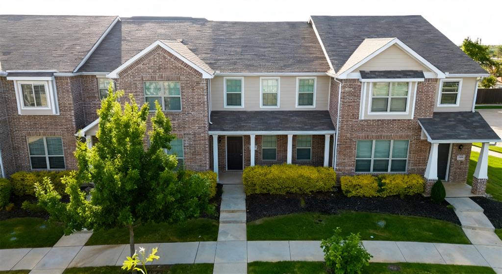 Brentwood Place - Residential