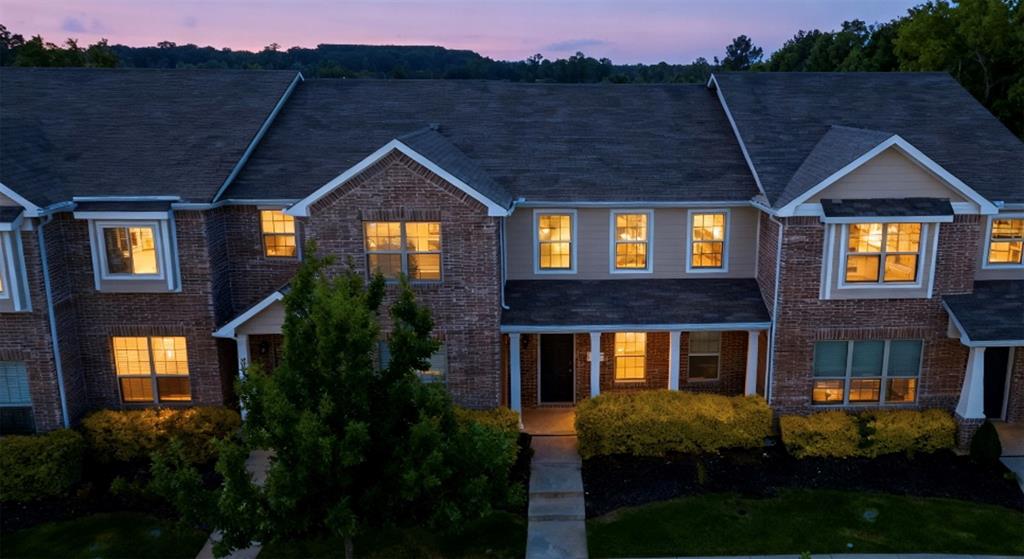 Brentwood Place - Residential