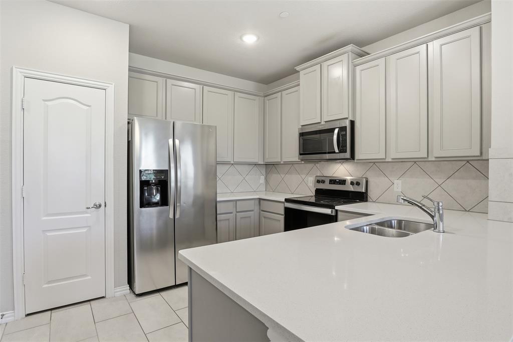 Brentwood Place - Residential