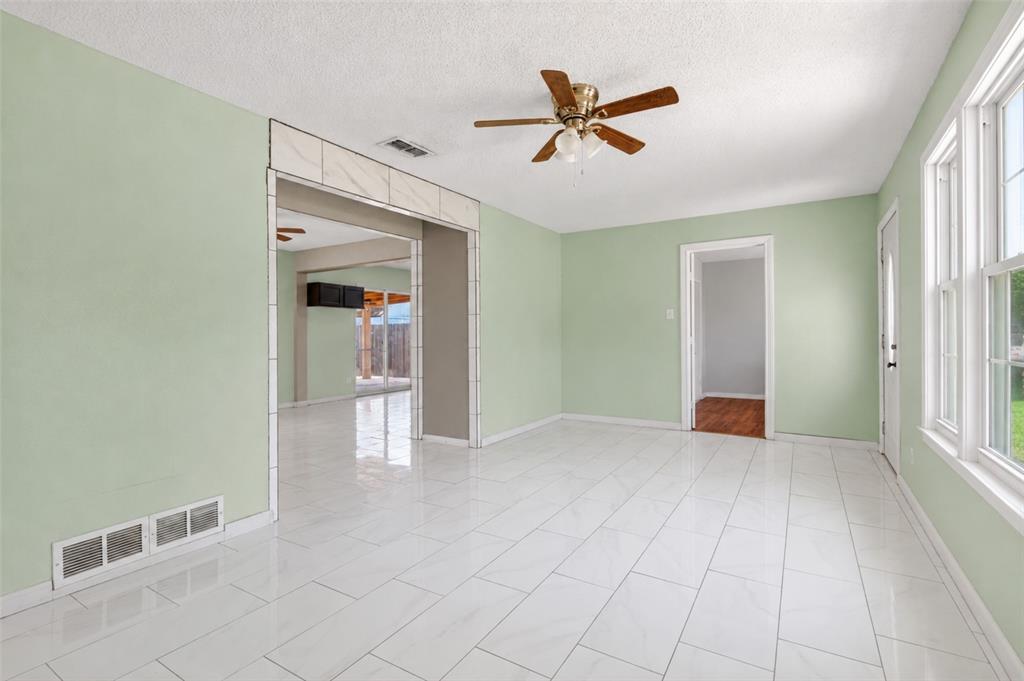 Edgemont Park 05 - Residential