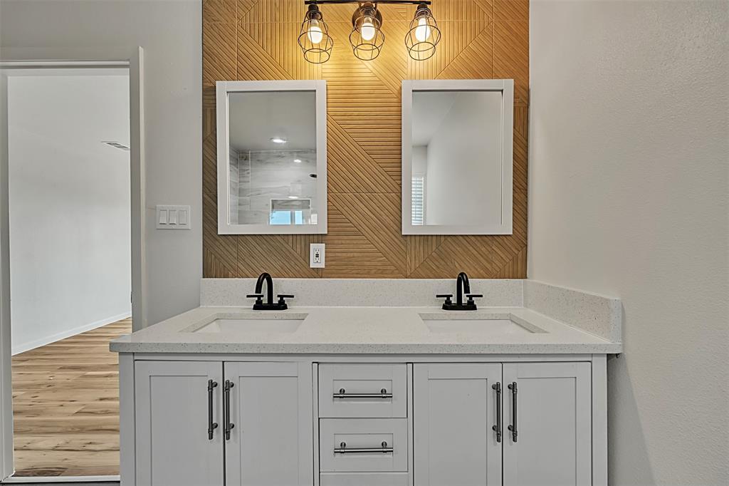 Western Hills Harbor - Residential