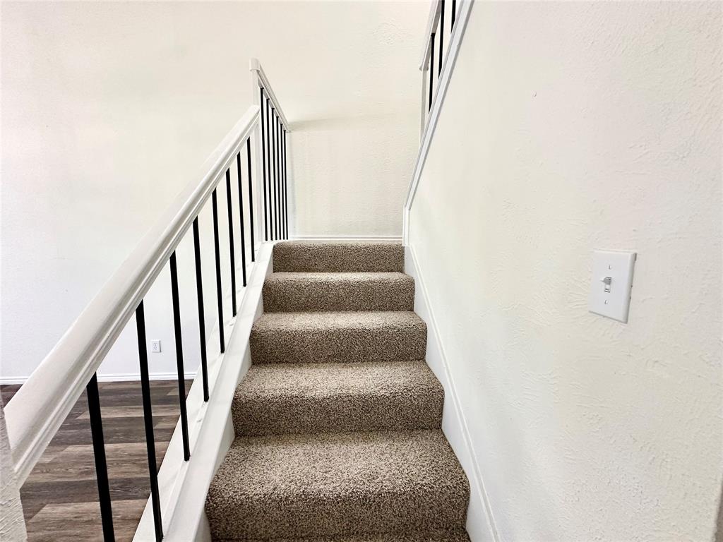 Huntington Village Add - Residential