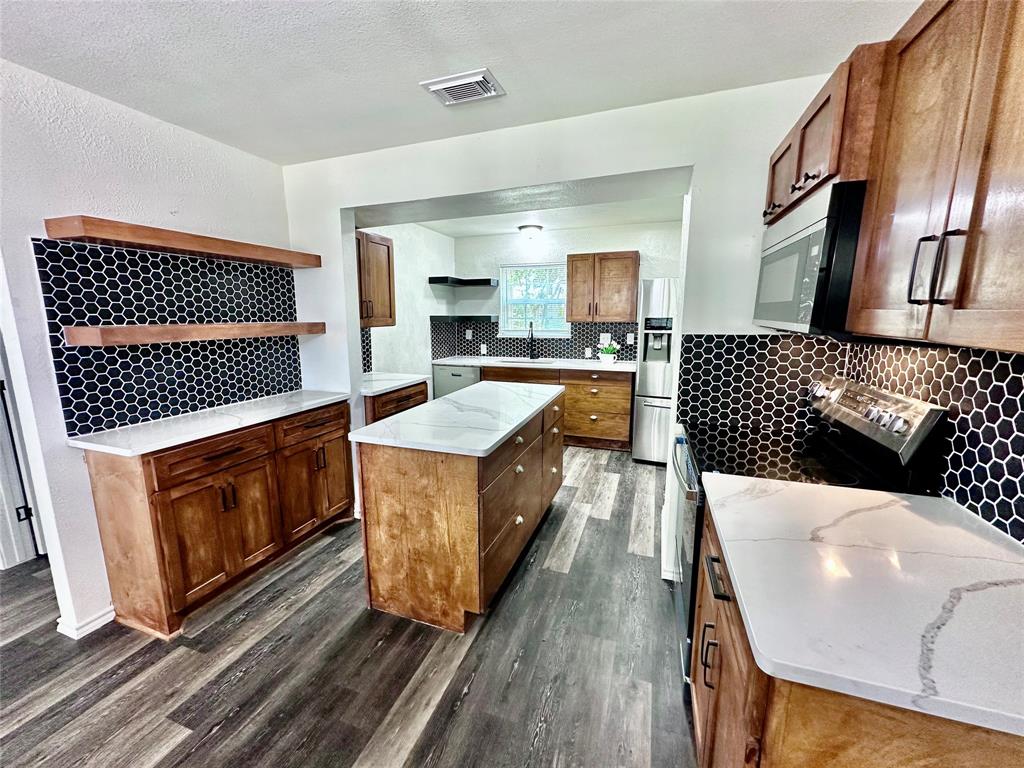 Huntington Village Add - Residential