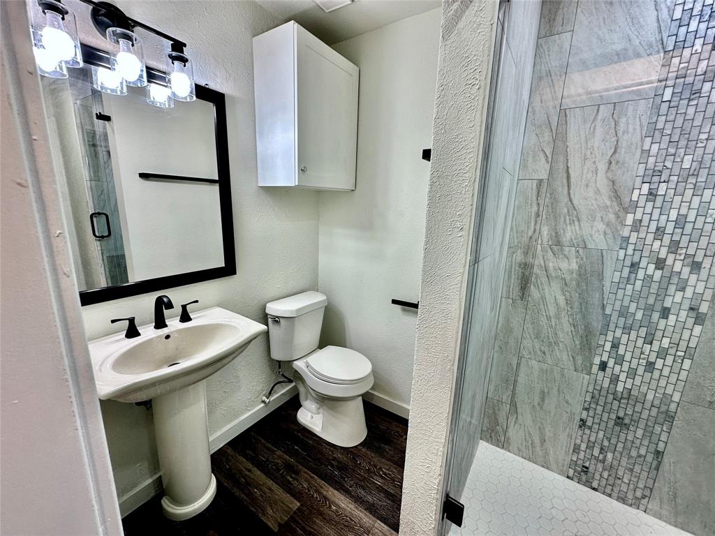 Huntington Village Add - Residential