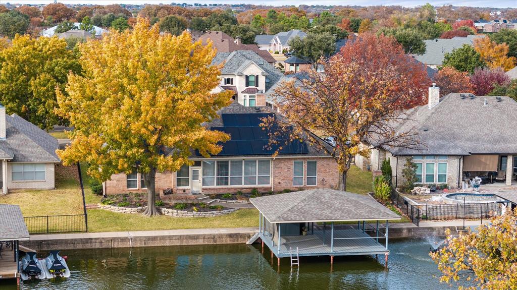 Waters Edge - Residential