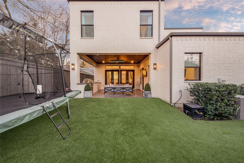 Linwood Place - Residential