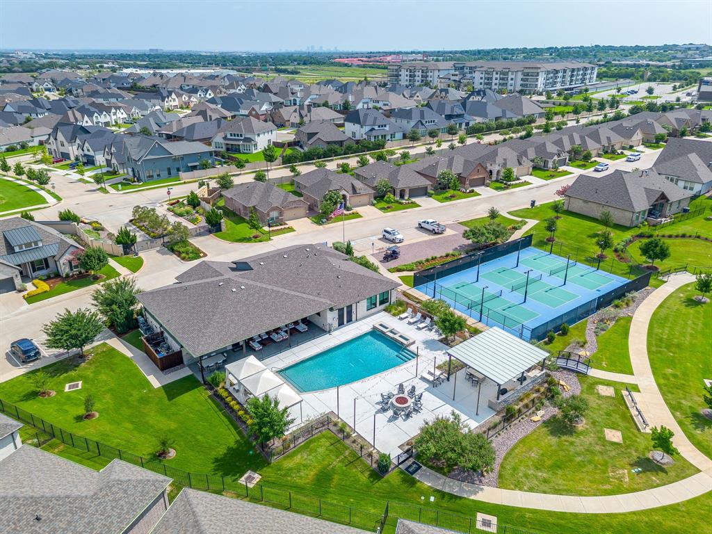 Ladera Tavolo Park Condos - Residential