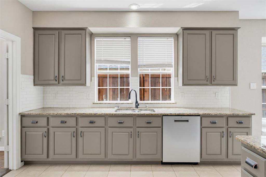 Creekside At Cross Timbers II - Residential