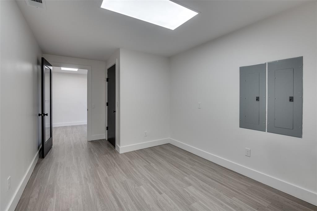 Webster & Woods North Park - Commercial Sale