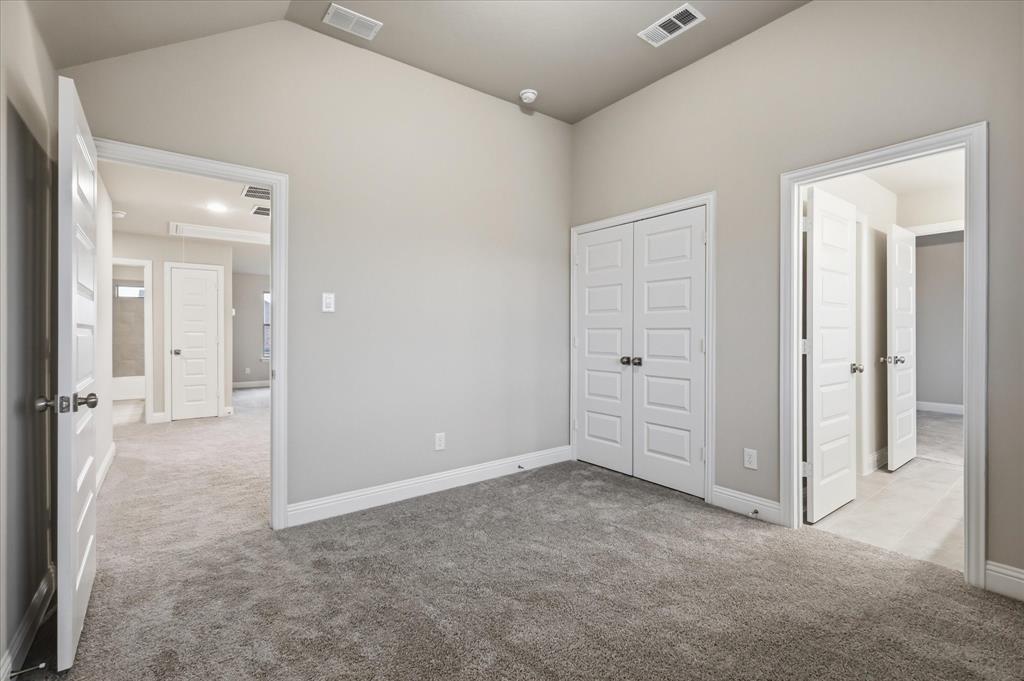 HICKORY HILLS - Residential