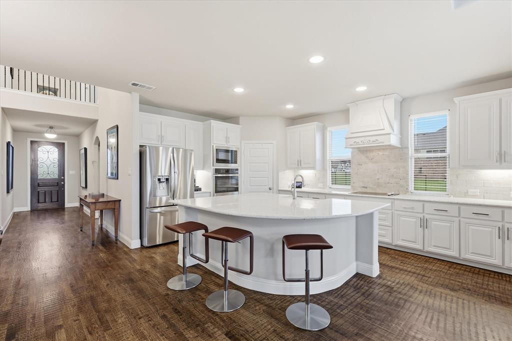 HICKORY HILLS - Residential