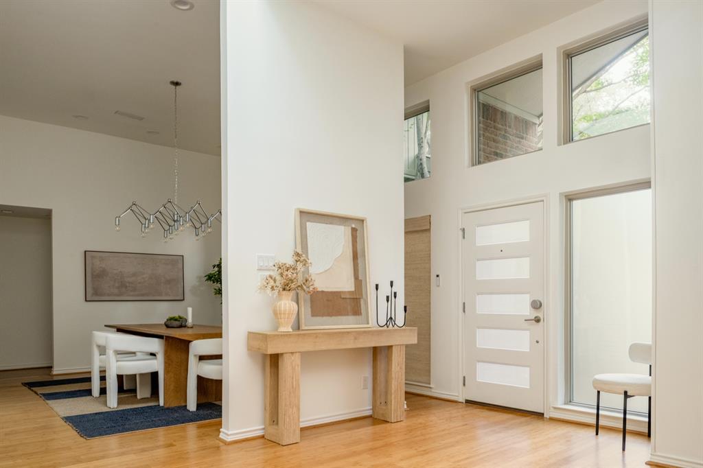 Windsor Place - Residential