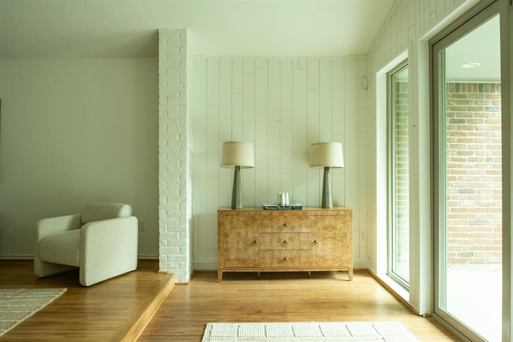 Windsor Place - Residential